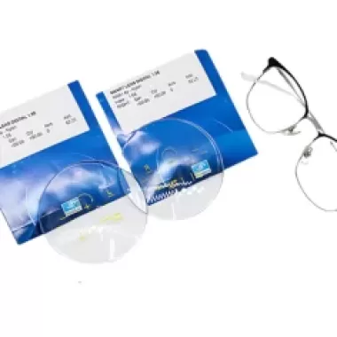 Đa Tròng Essilor 1.56 HC Tráng Cứng